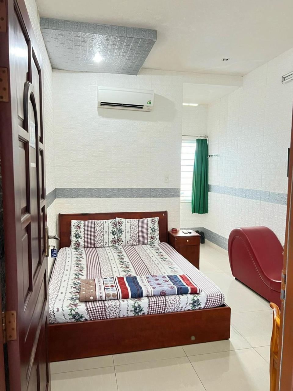 ביין הואה Khach San Khanh Du - Khanh Du Hotel מראה חיצוני תמונה