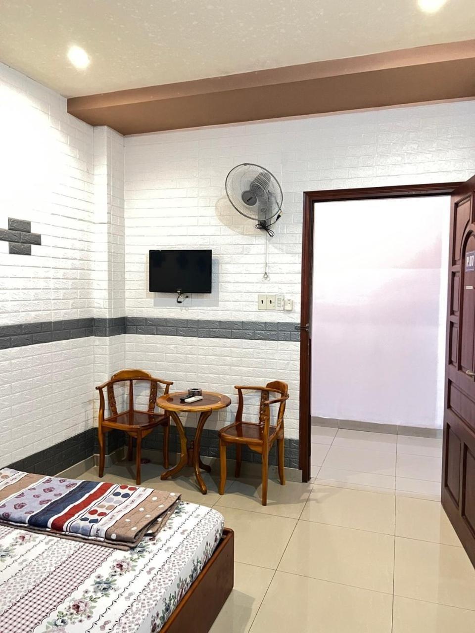 ביין הואה Khach San Khanh Du - Khanh Du Hotel מראה חיצוני תמונה